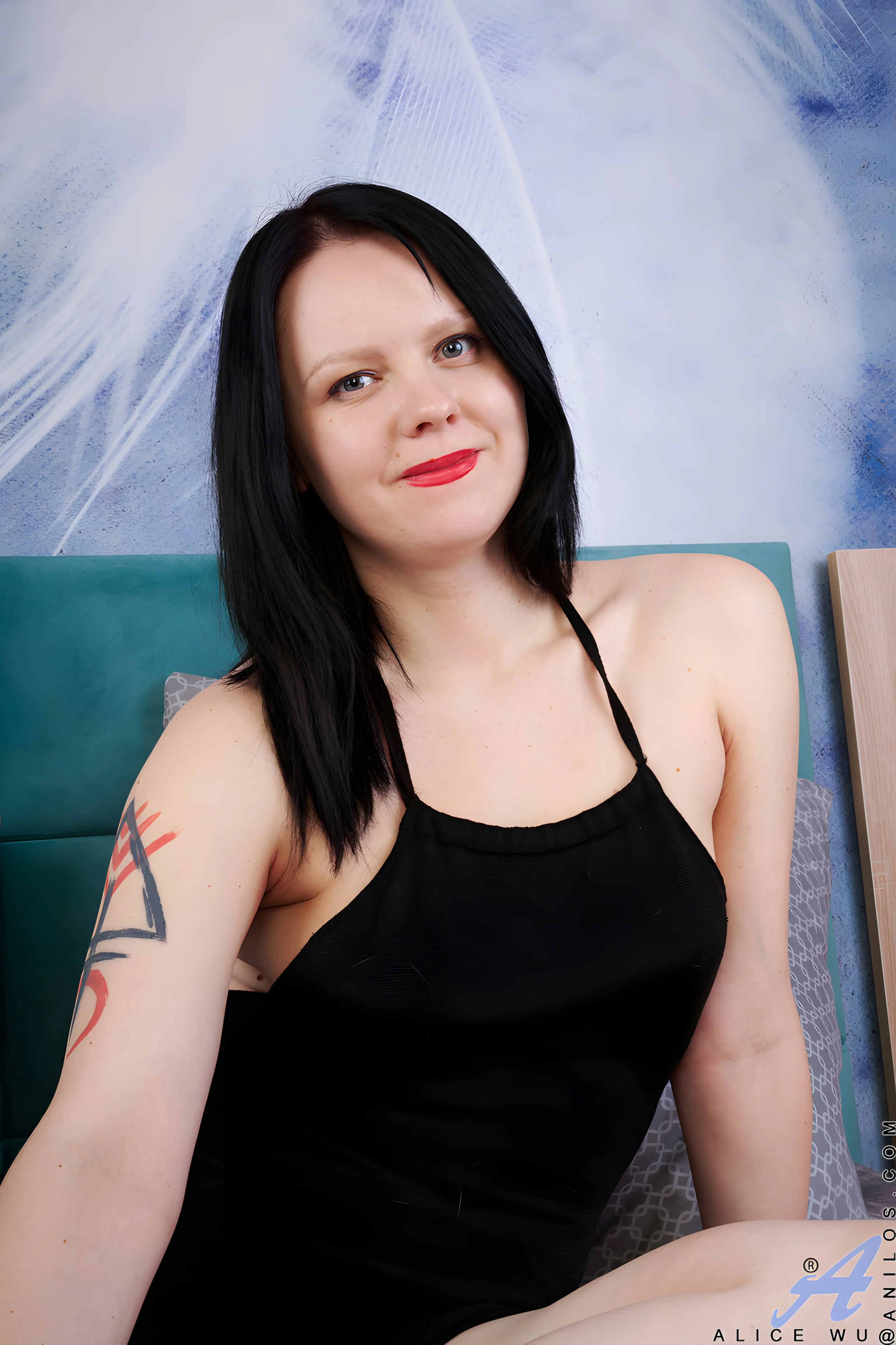 Alice Wu in 'Pussy Party' from 'Anilos' (Photo 2) Anilos 'Pussy Party' starring Alice Wu (Photo 2)