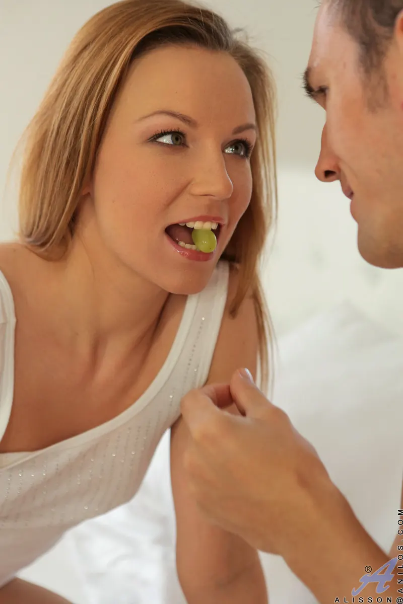 Anilos 'Hardcore' starring Alisson (Photo 3)