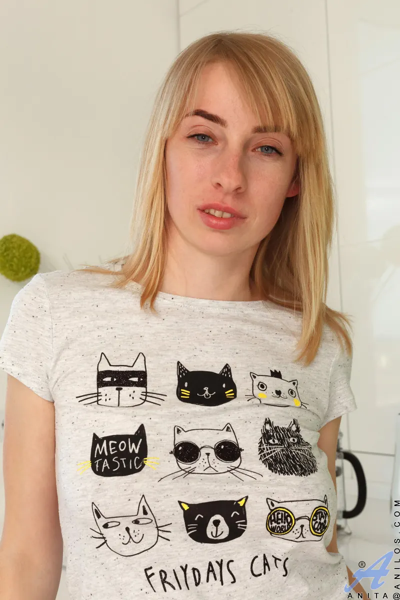 Anita in 'Pussycat' from 'Anilos' (Photo 1) Anilos 'Pussycat' starring Anita (Photo 1)