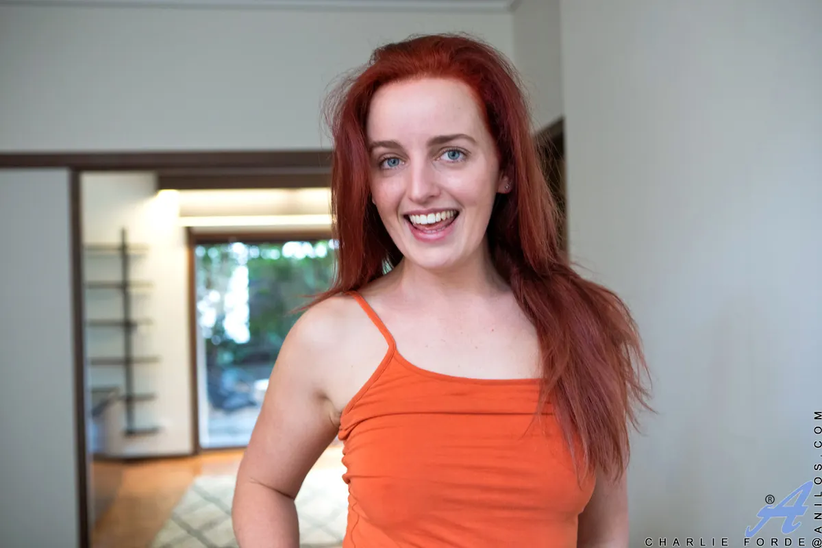 Anilos 'Crimson Beauty' starring Charlie Forde (Photo 7)