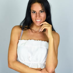 Christy Ley in 'Anilos' Fit (Thumbnail 2)