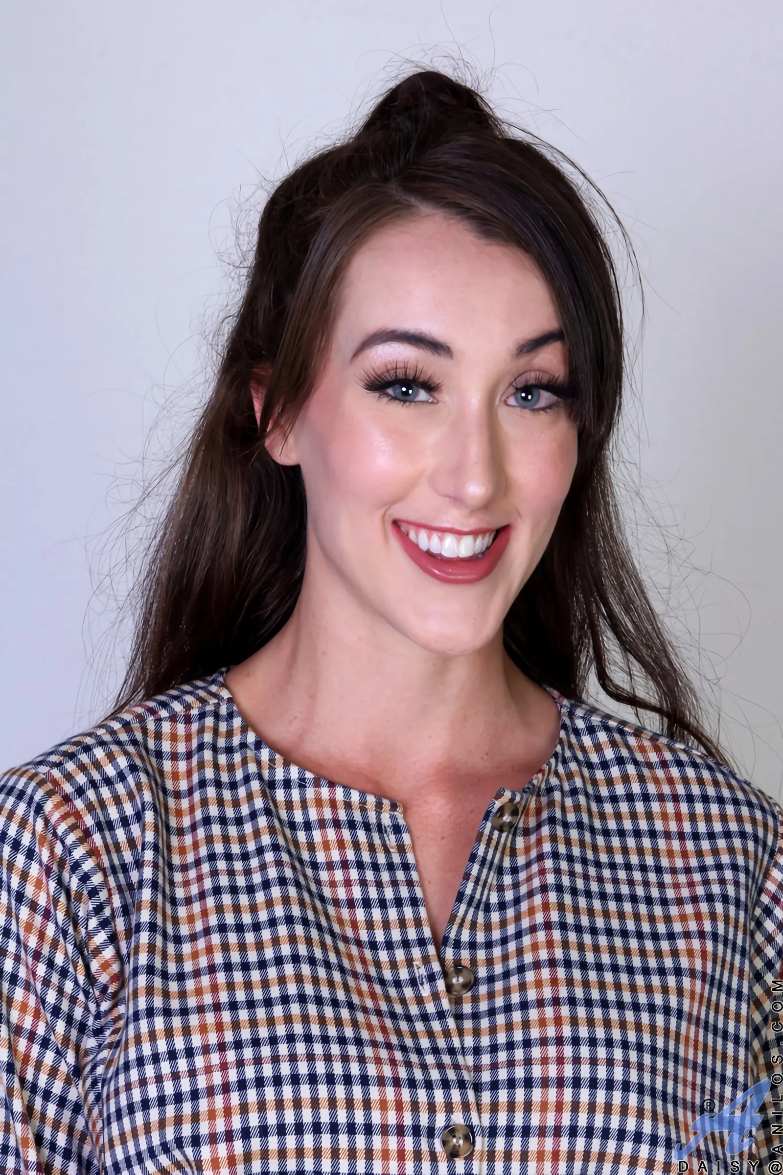 Anilos 'Fit And Firm' starring Daisy (Photo 1)