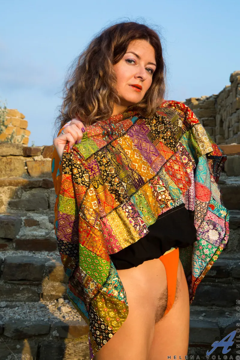 Anilos 'Amateur Outdoor' starring Helena Volga (Photo 3)