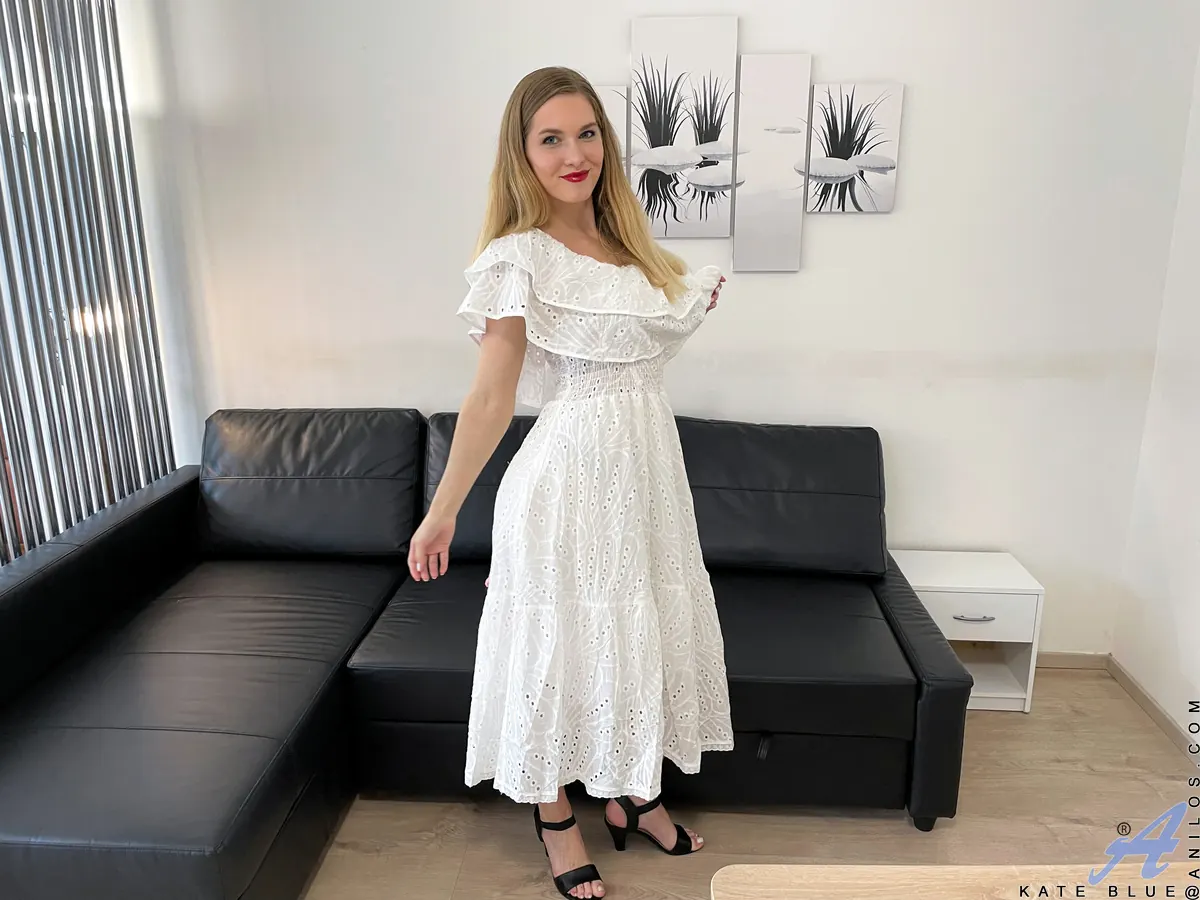 Kate Blue in 'Blonde Beauty' from 'Anilos' (Photo 1) Anilos 'Blonde Beauty' starring Kate Blue (Photo 1)