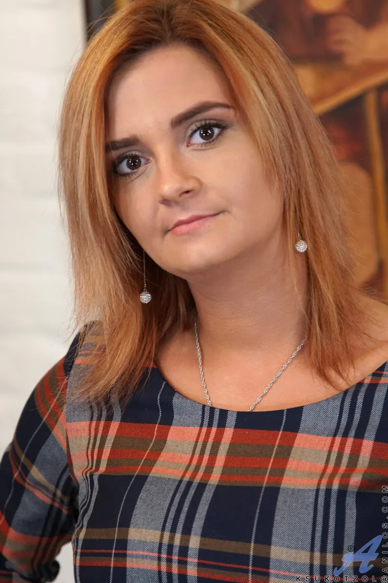 Anilos 'Perfect Pair' starring Ksukotzol (Photo 1)