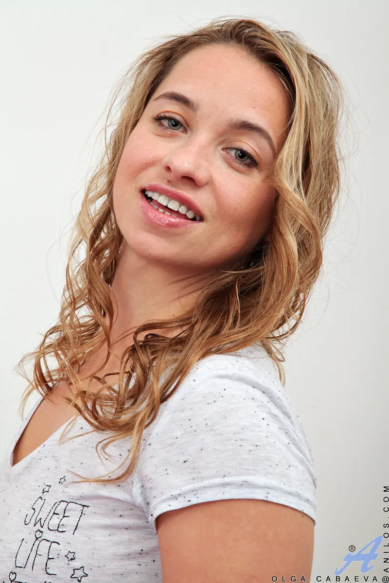 Anilos 'Back For More' starring Olga Cabaeva (Photo 1)