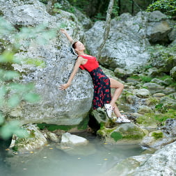 Olivia Trunk in 'Anilos' Begging For It (Thumbnail 2)