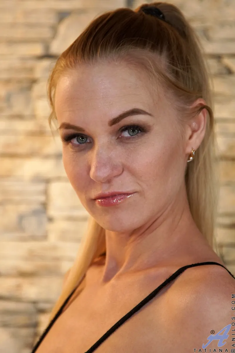 Anilos 'Easy Access' starring Tatiana (Photo 2)