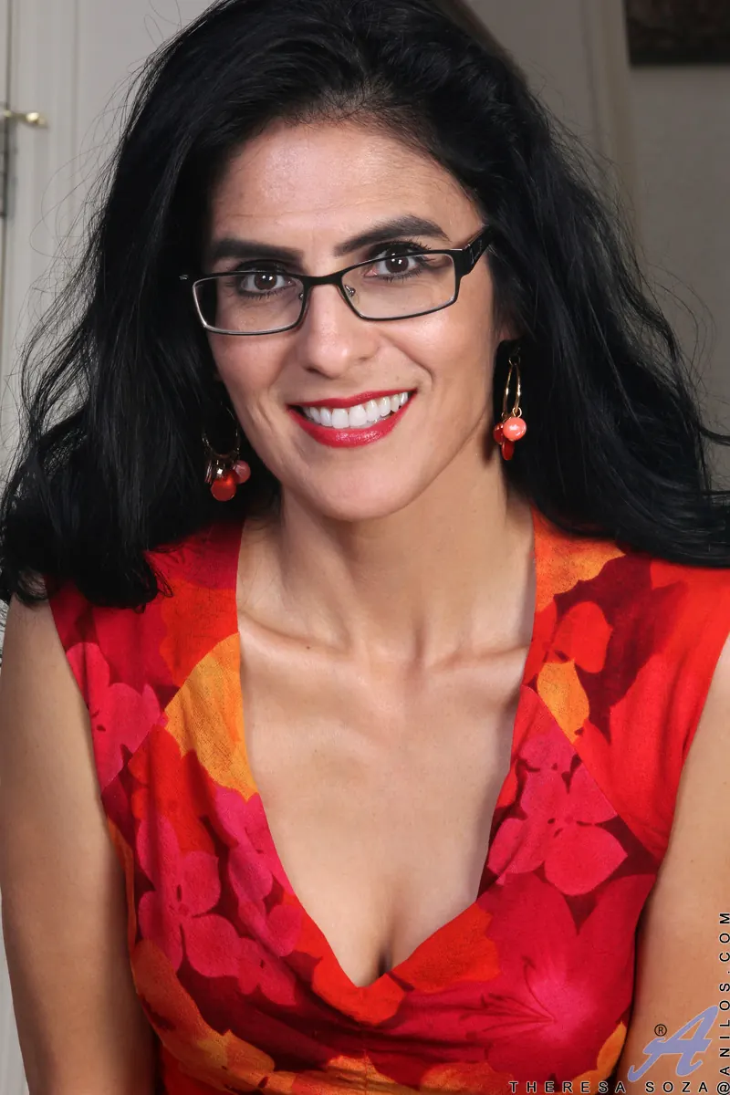 Anilos 'First Timer' starring Theresa Soza (Photo 1)