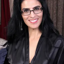 Theresa Soza in 'Anilos' Toy Play (Thumbnail 1)